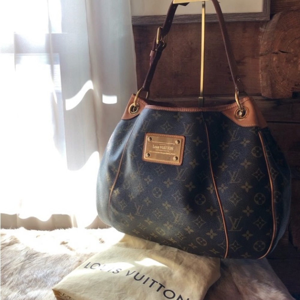 Louis Vuitton Monogram Galliera PM